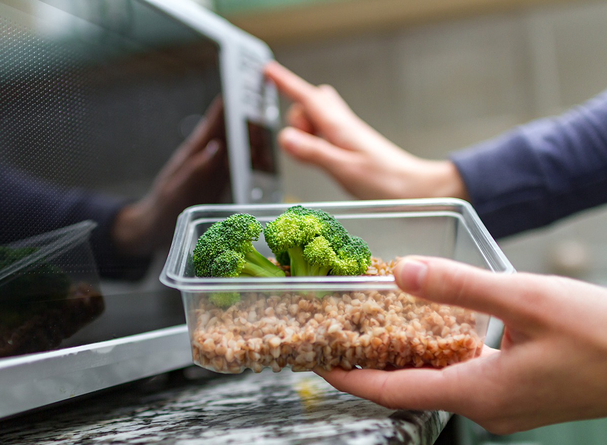 Food for Thought  Preparing food in microwave oven