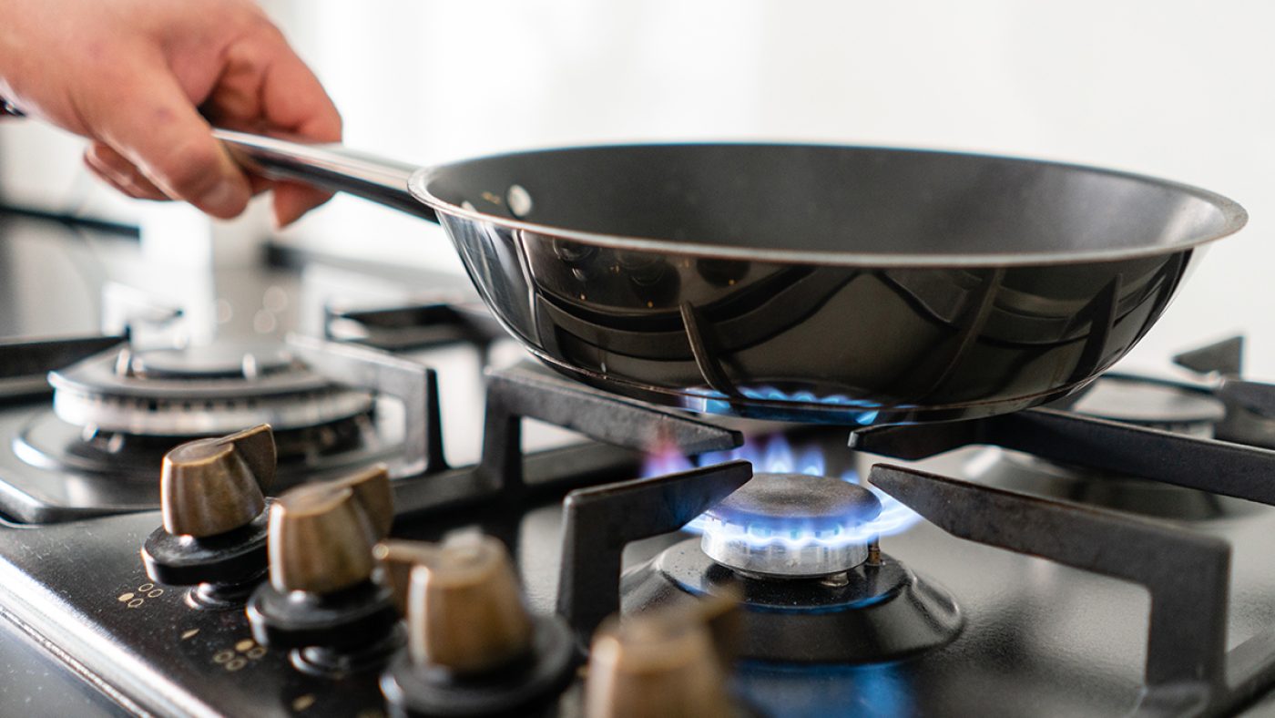 This Is How to Treat a Burn You Get While Cooking Eat This Not That