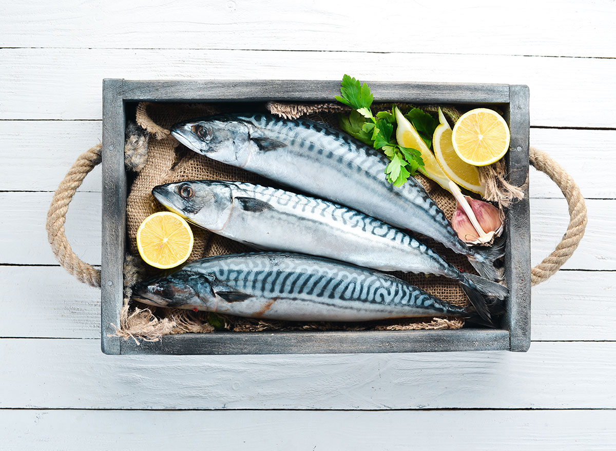 The #1 Best Fish to Eat to Reduce Inflammation, Says Science — Eat This Not  That