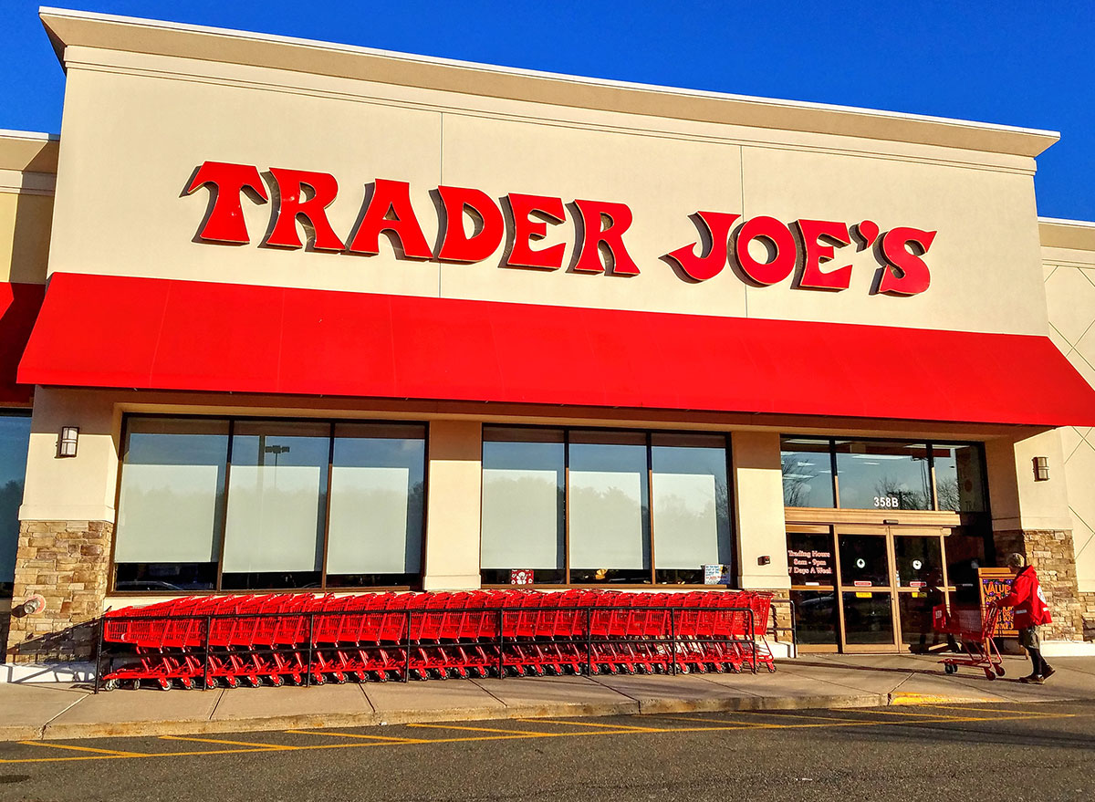 trader joes grocery store