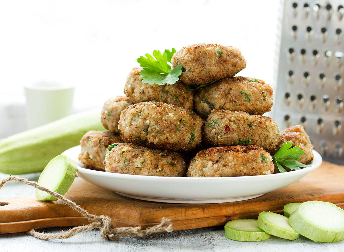 zucchini mixed burger patties