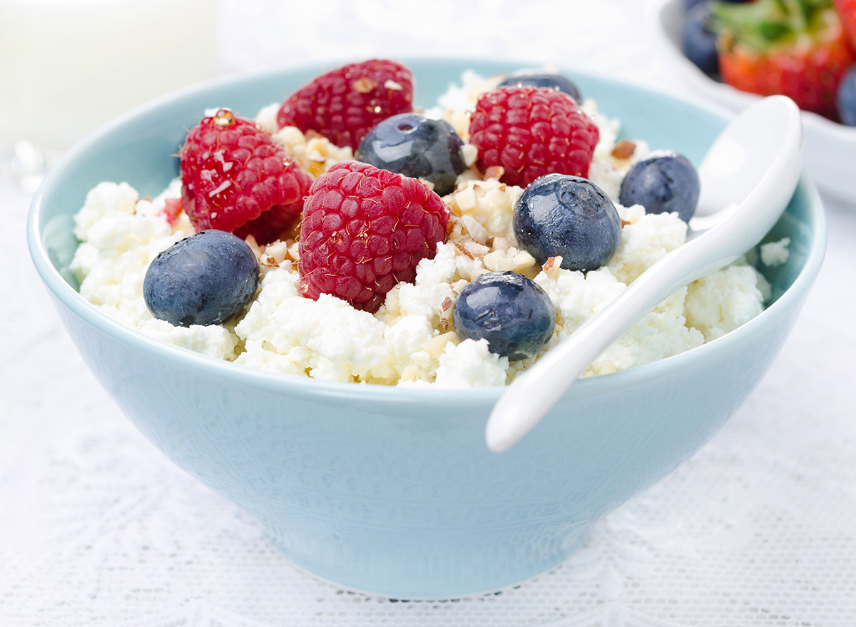 8 Surprising Cottage Cheese Benefits—Backed by Science