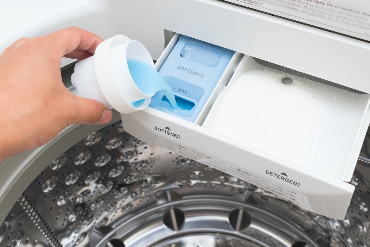 putting softener to washing machine