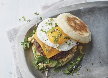 pan burgers fried egg special sauce