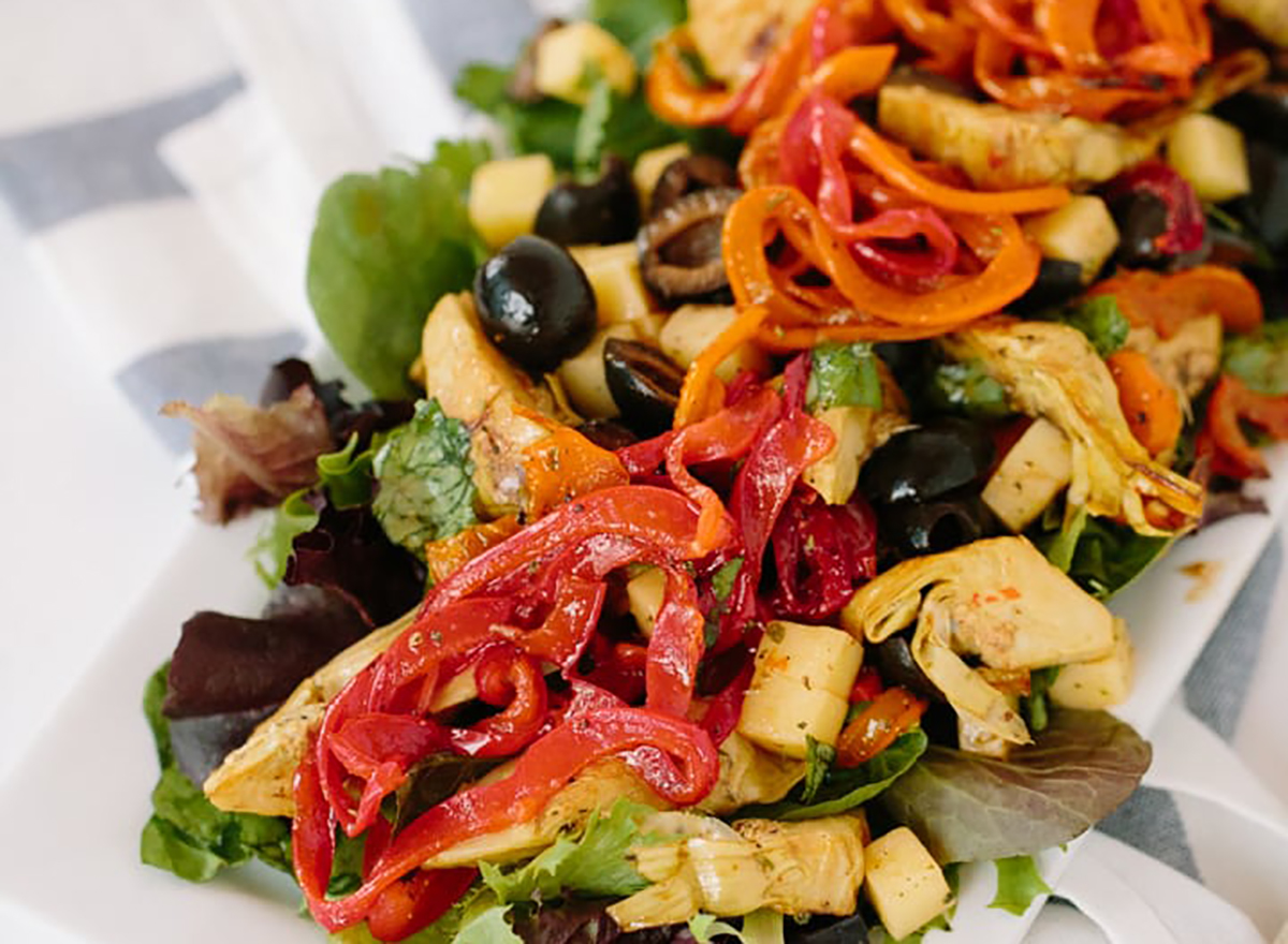 spiralized bell pepper antipasto with olives and artichokes