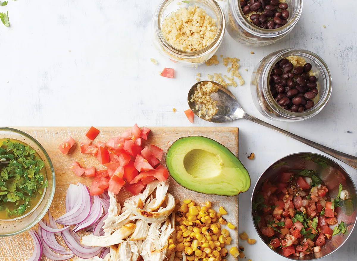 Low-Calorie Mexican Quinoa and Chicken Salad Recipe-image