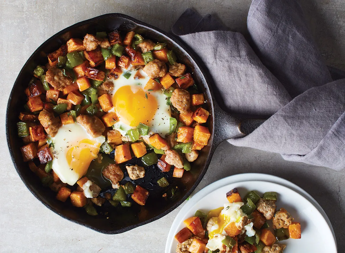 A divided skillet that lets you cook two single-serving dishes