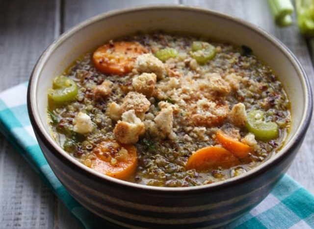 Receta de sopa de verduras con quinua