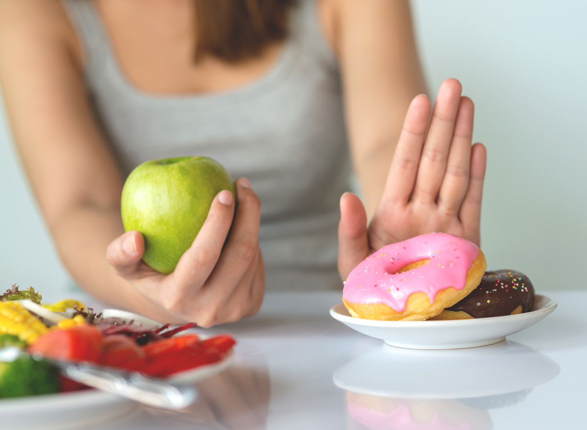 Woman gives up sugar foods swap apple