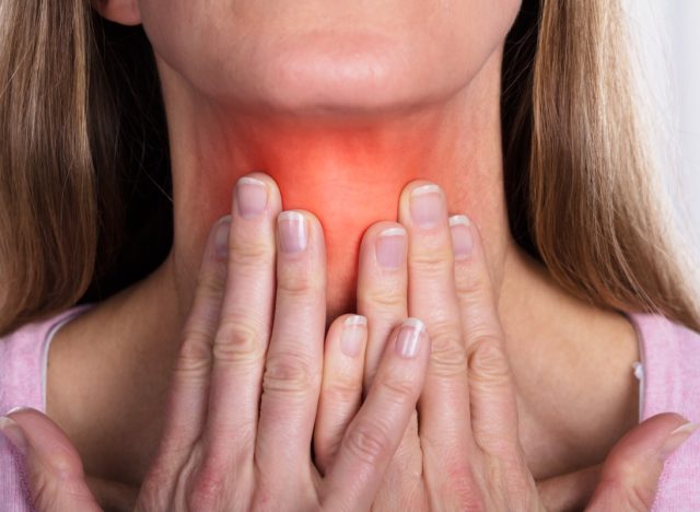 Doctors Say These Are the Signs of Thyroid Cancer, Including Lump in Throat
