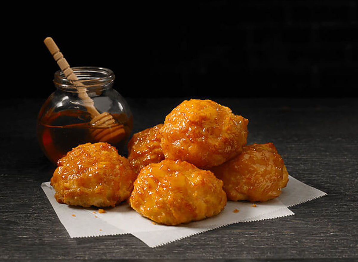 8 FastFood Chains Serving the Most Amazing Biscuits — Eat This Not That