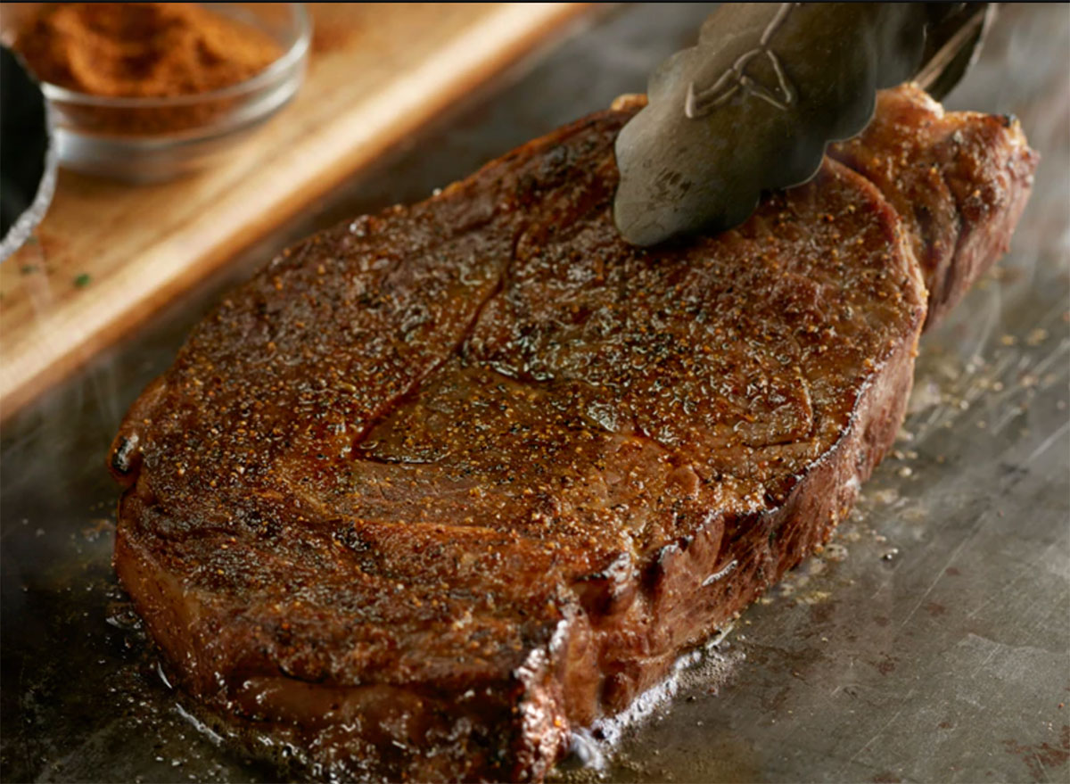10 Things You Never Knew About LongHorn Steakhouse