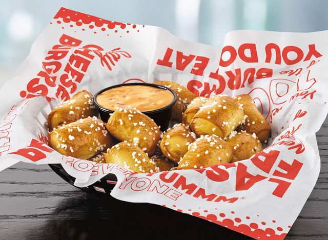 Red Robin Pretzel Bites