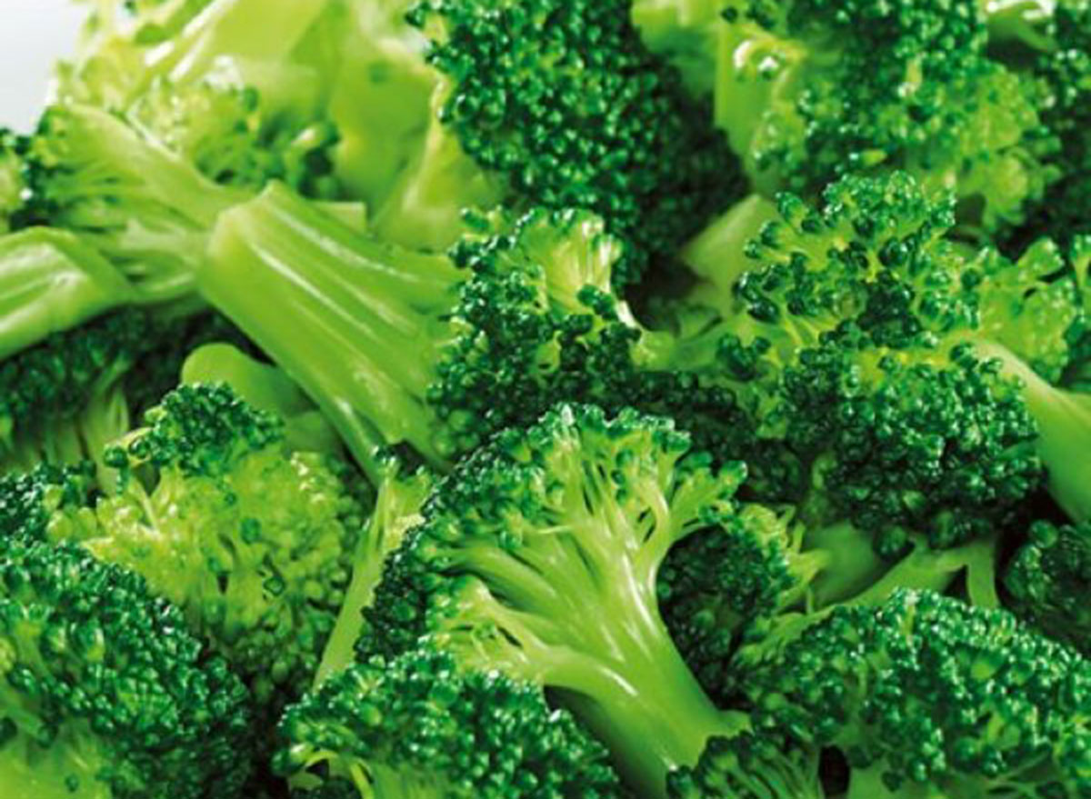 red robin steamed broccoli