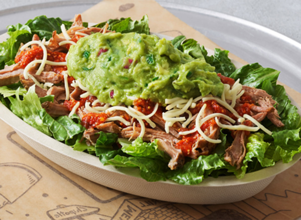 carnitas salad chipotle