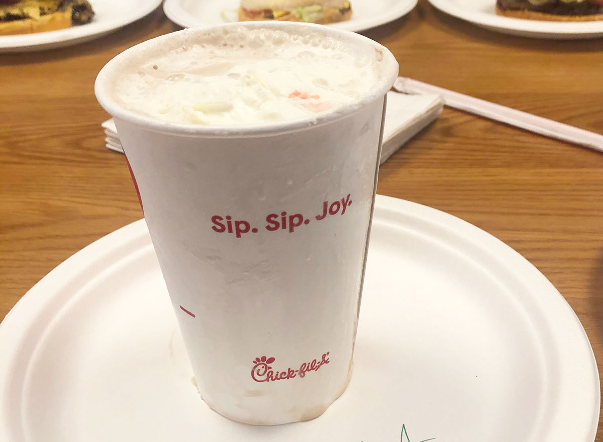 This Is The Best FastFood Chocolate Milkshake — Eat This Not That