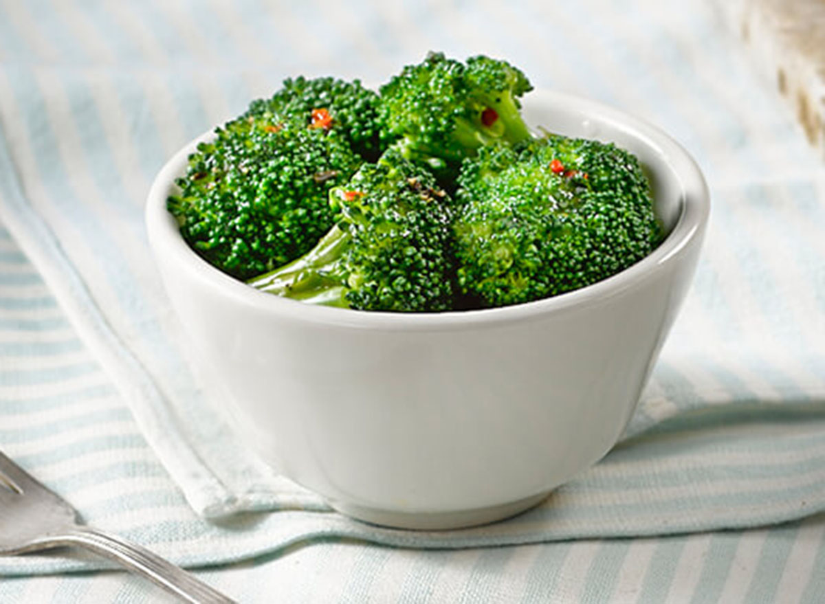 cracker barrel steamed broccoli side dish