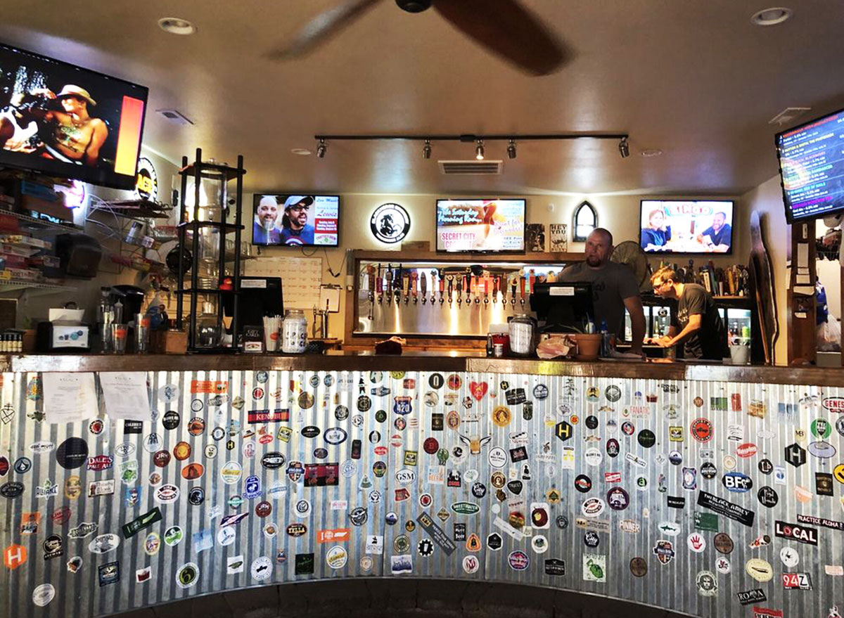 crafters brew sports bar tennessee