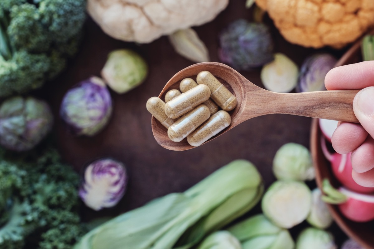 cruciferous vegetables capsules, dietary supplements