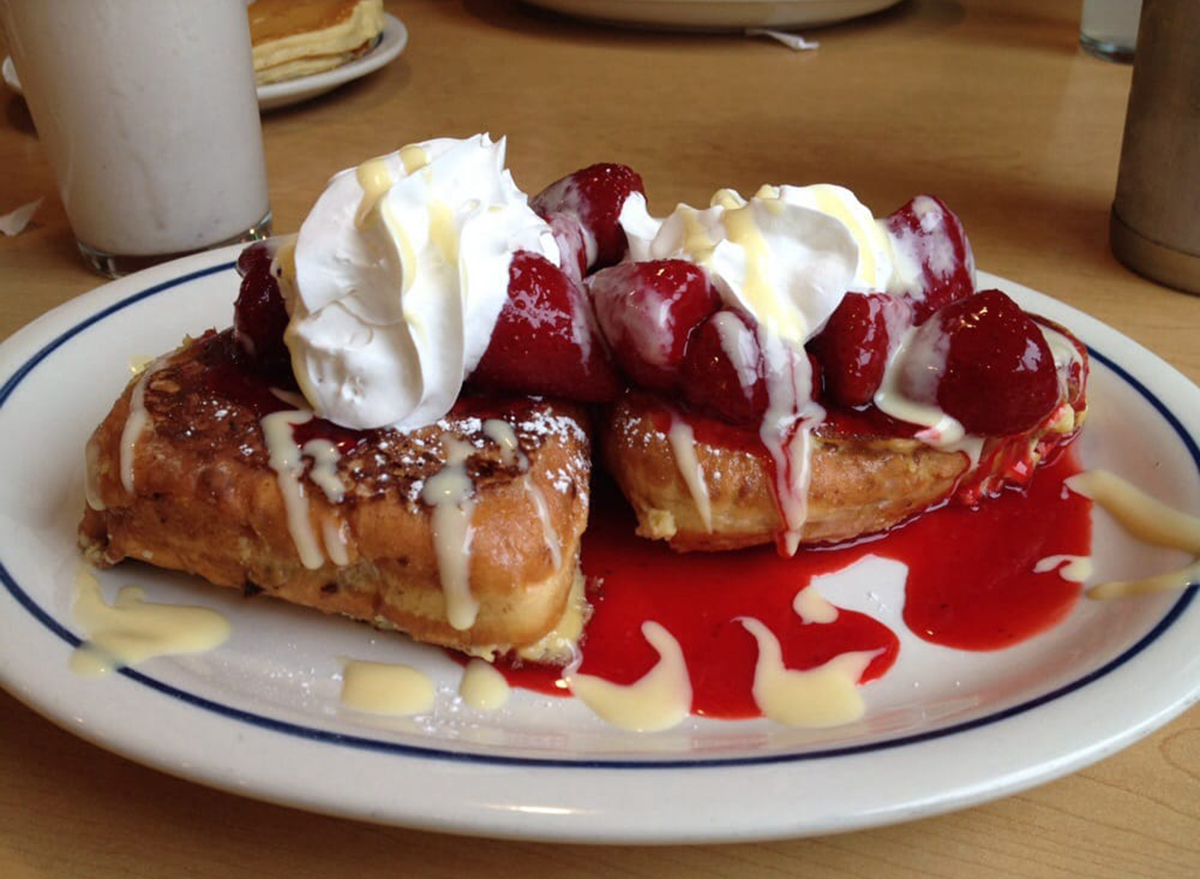 ihop strawberry vanilla stuffed french toast