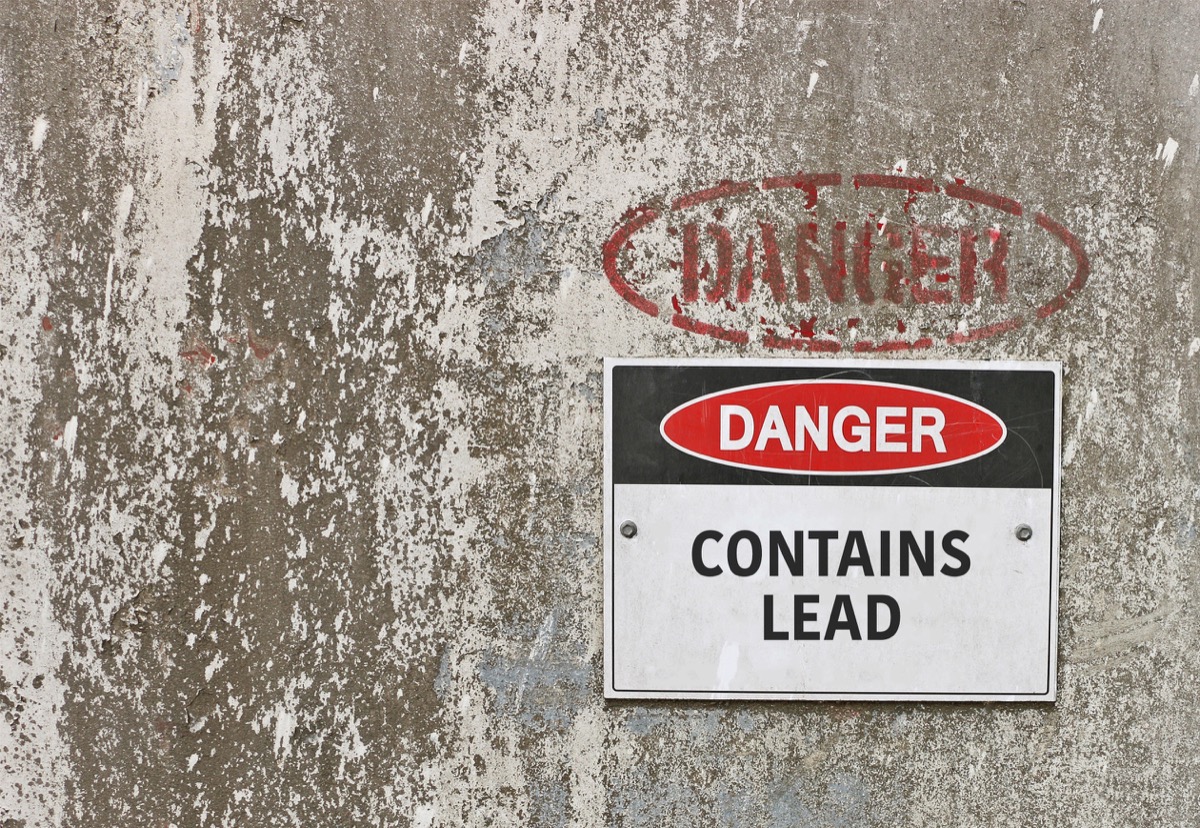 Danger, Contains Lead warning sign
