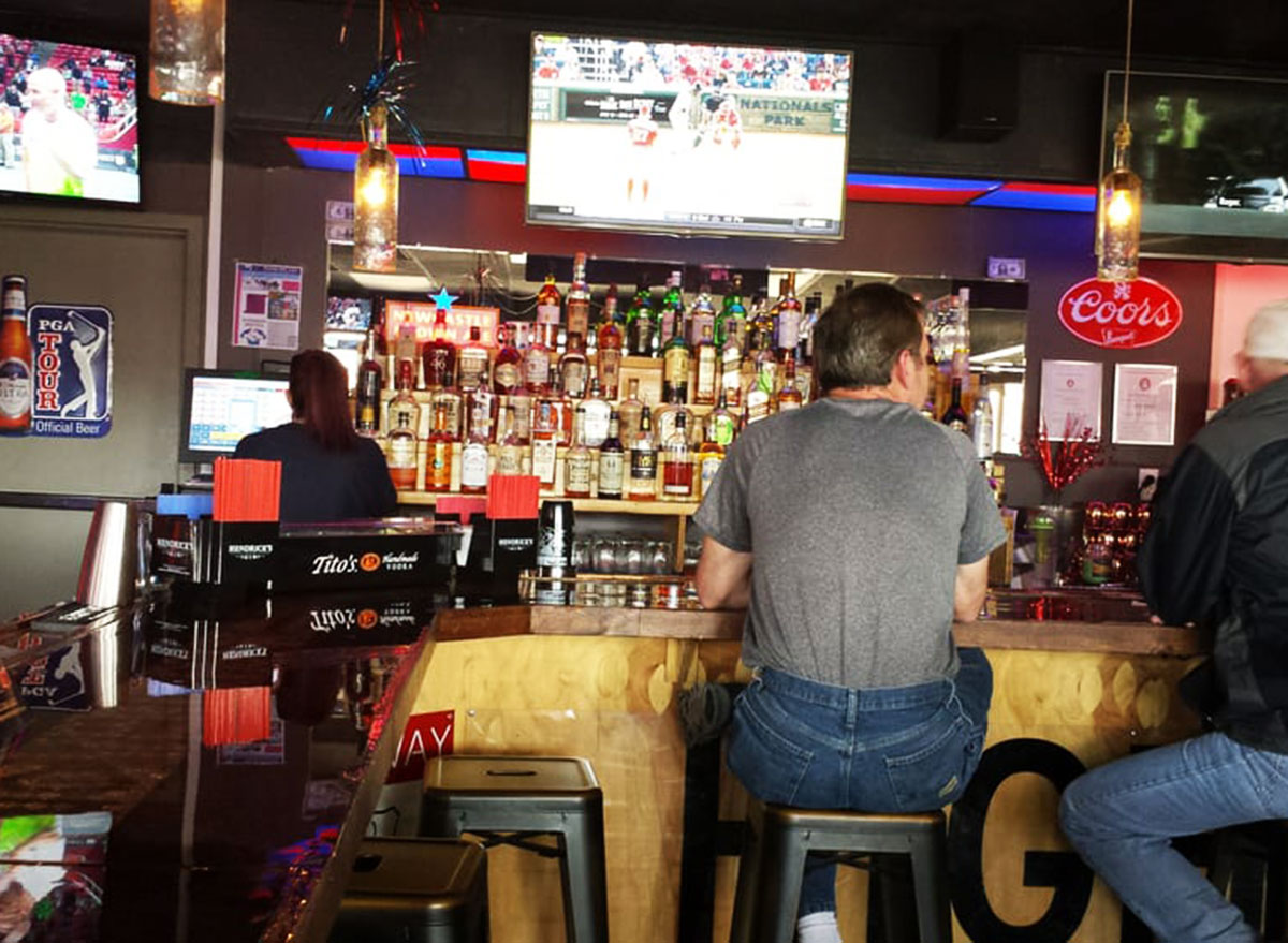 lincoln highway tavern sports bar wyoming