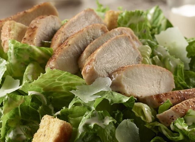 longhorn caesar salad chicken