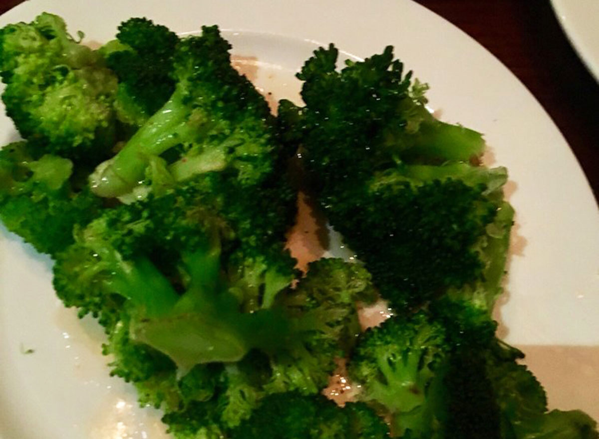 longhorn steakhouse steamed broccoli