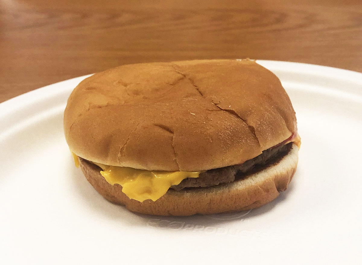This is the Best FastFood Cheeseburger — Eat This Not That