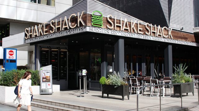 shake shack storefront