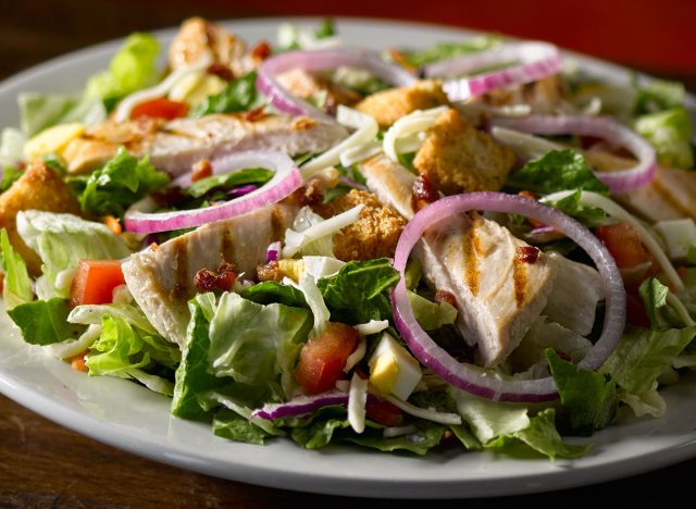 texas roadhouse grilled chicken salad