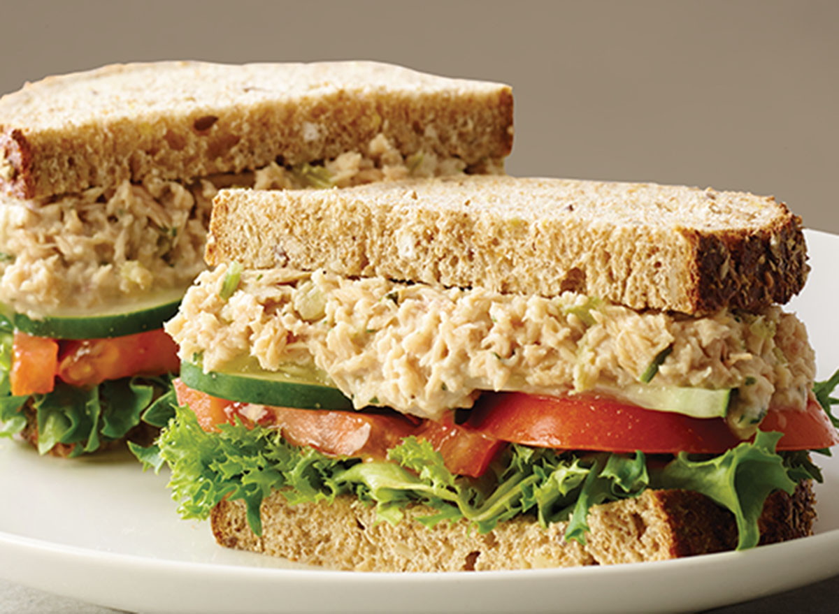 au bon pain tuna salad sandwich