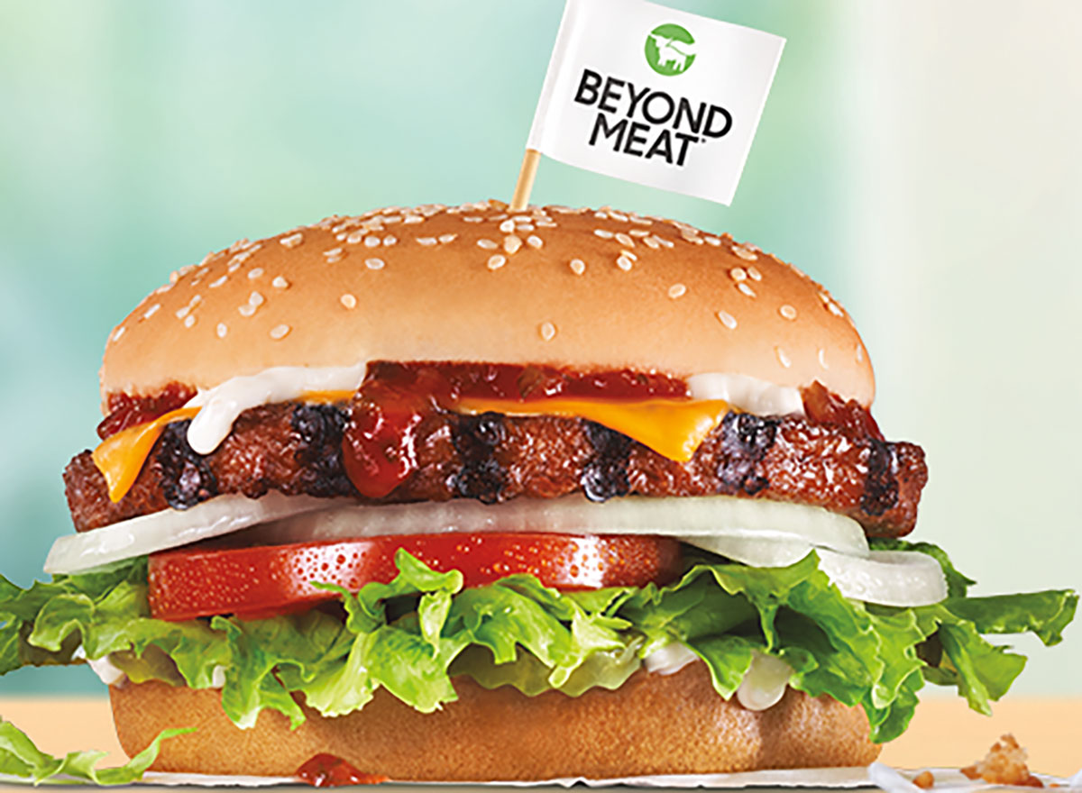 carls jr beyond meat burger