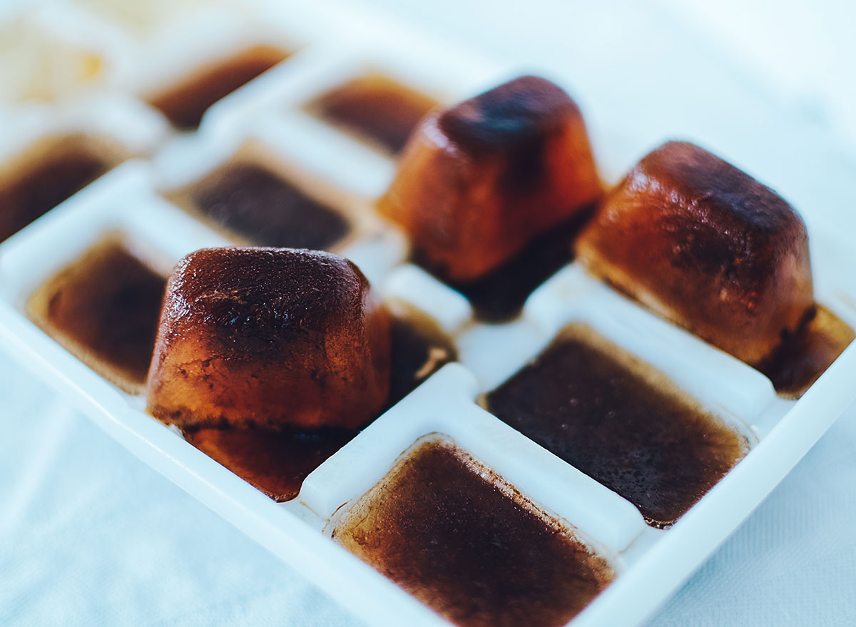 Trying the viral ice cube tray for an iced coffee! It works amazing an, Ice  Cube Tray