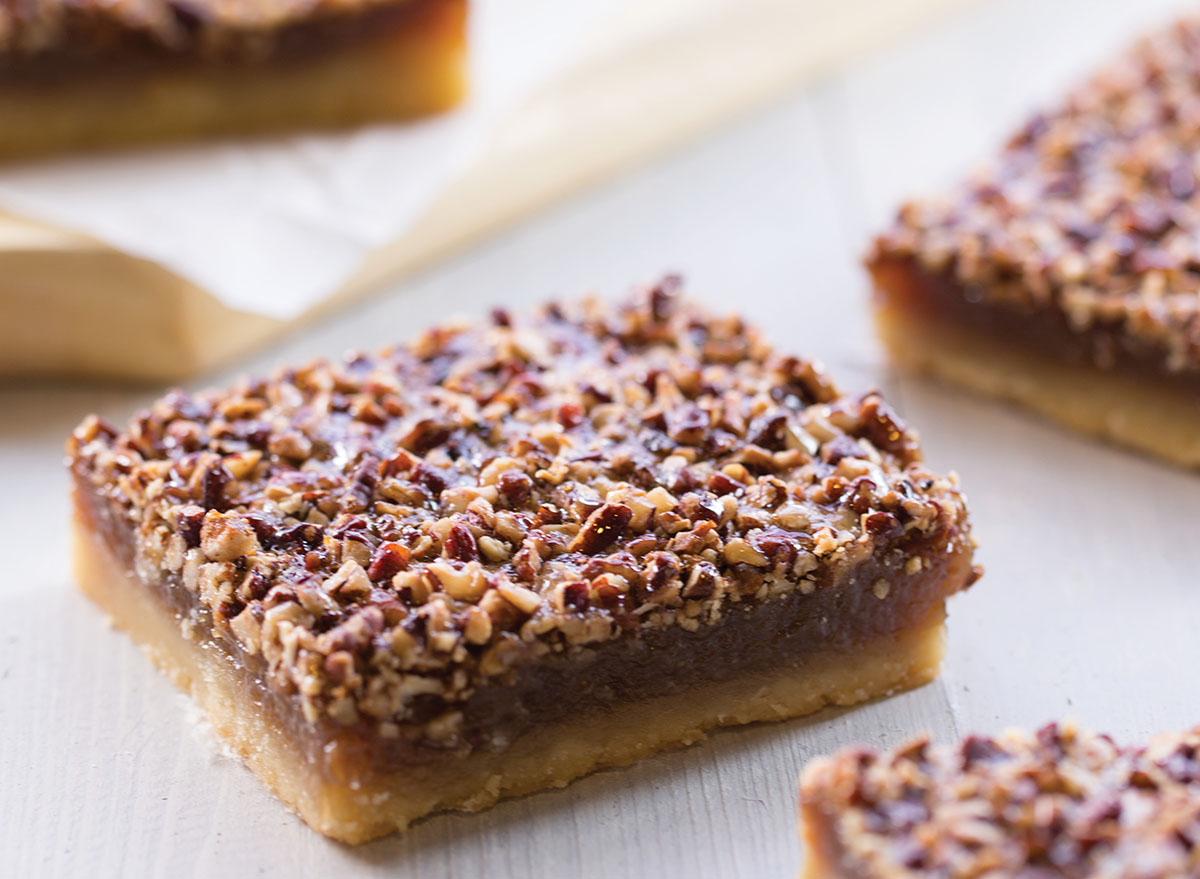 corner bakery maple pecan bars