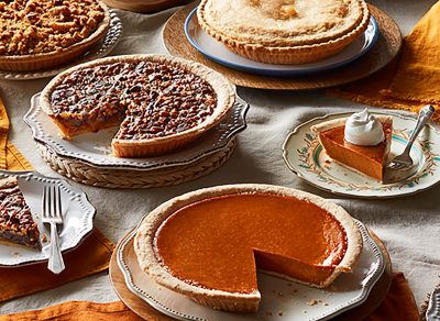 cracker barrel pies and pie slices pumpkin and pecan