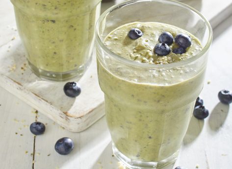 A Green Keto Shake Loaded With Superfoods