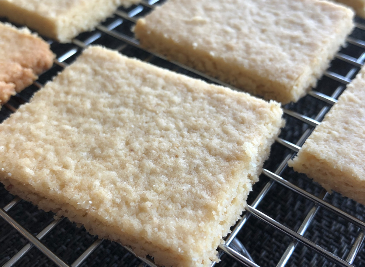 keto shortbread cookies on cooling rack