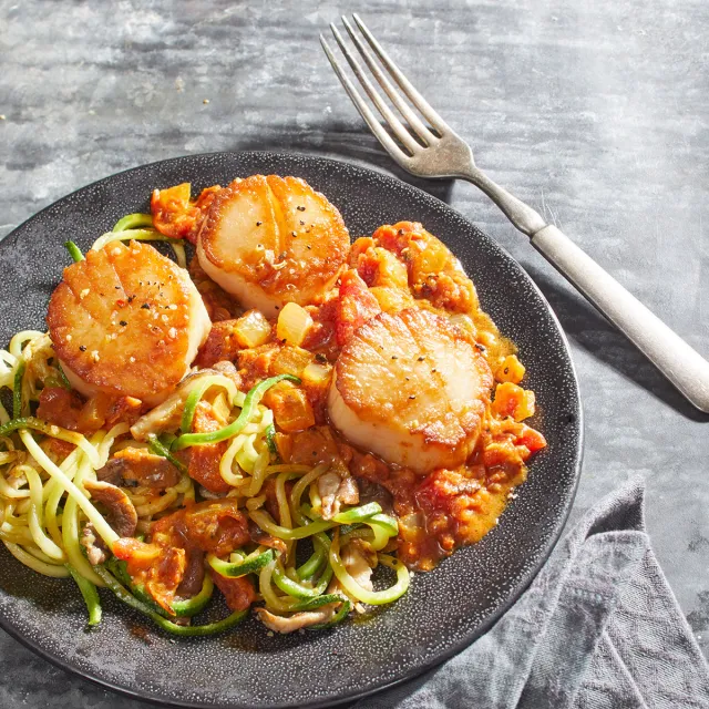Keto Thai Scallop Curry With Zucchini Noodles Recipe — Eat This Not That