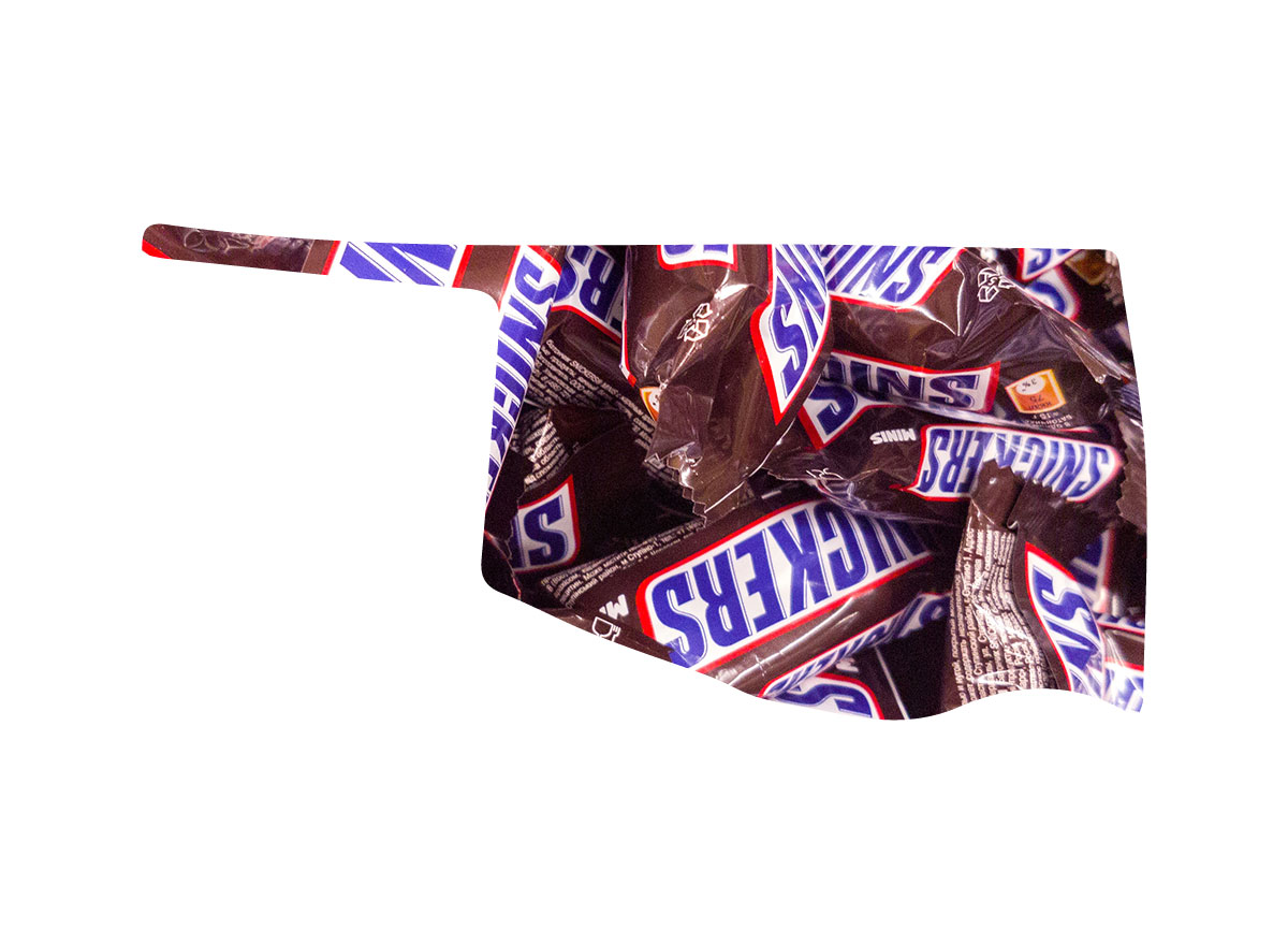 Oklahoma's favorite candy bar is Snickers
