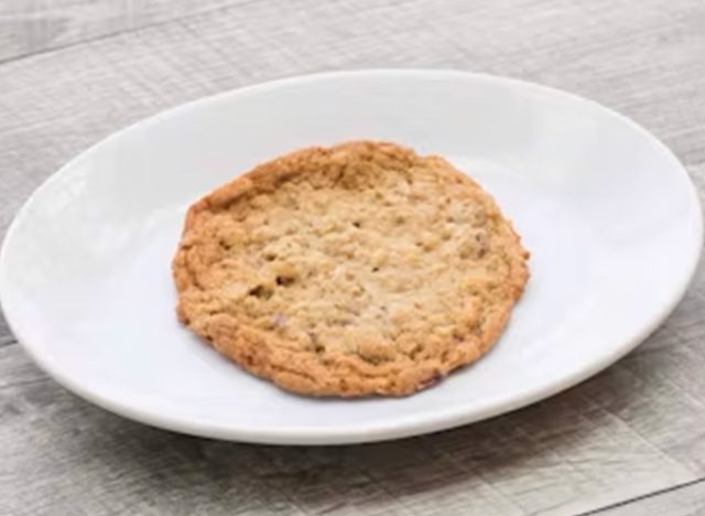 Perkins Oatmeal Cranberry Raisin Cookie 