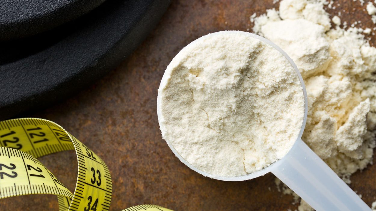 5 Ways Protein Powder Can Cause Weight Gain Eat This Not That