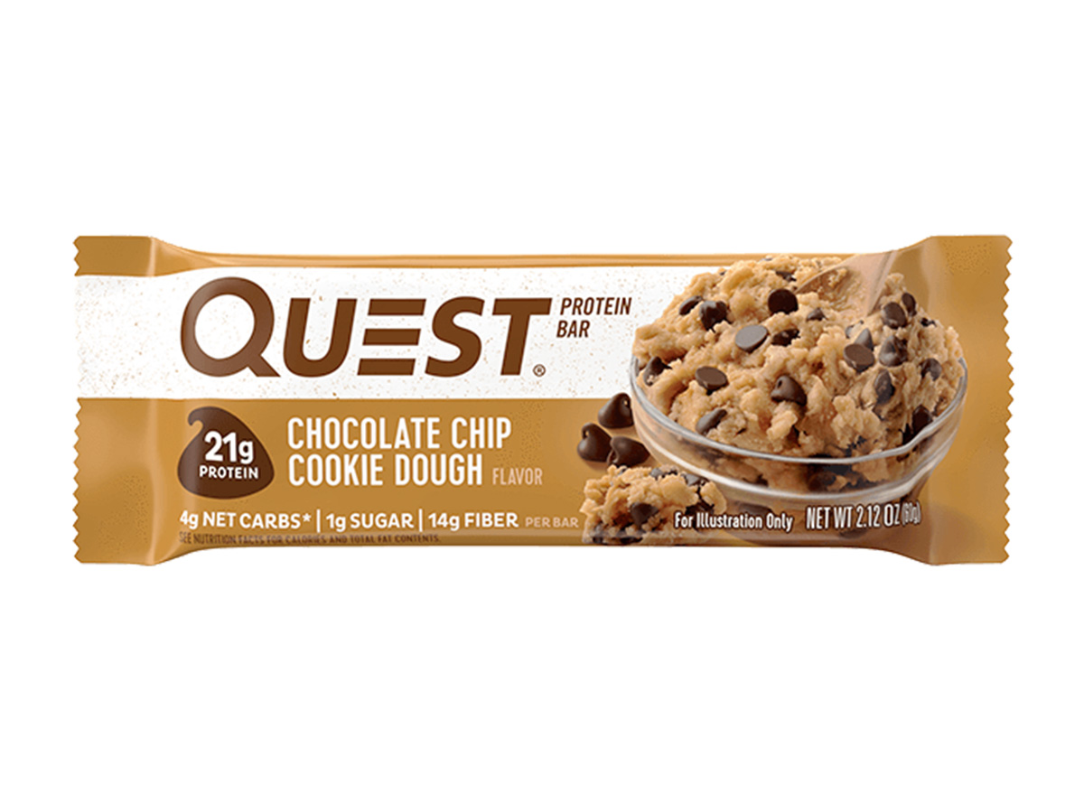 quest protein bar chocolate chip cookie dough in packaging