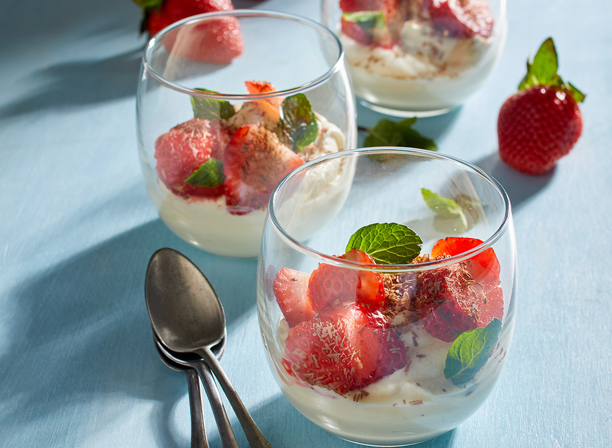 strawberries and vanilla mascarpone keto dessert