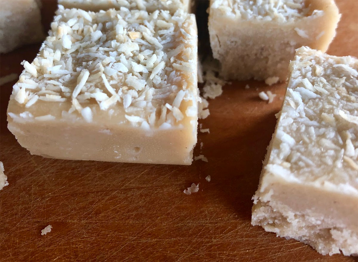 tahini coconut vanilla fudge