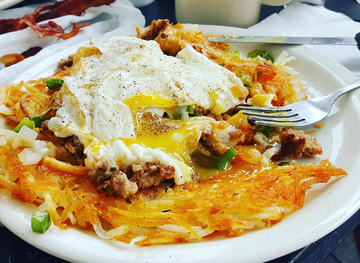 Trashcan dish at Salems diner