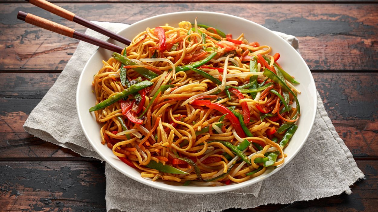 Chow Mein vs. Lo Mein What's the Real Difference? Eat This Not That