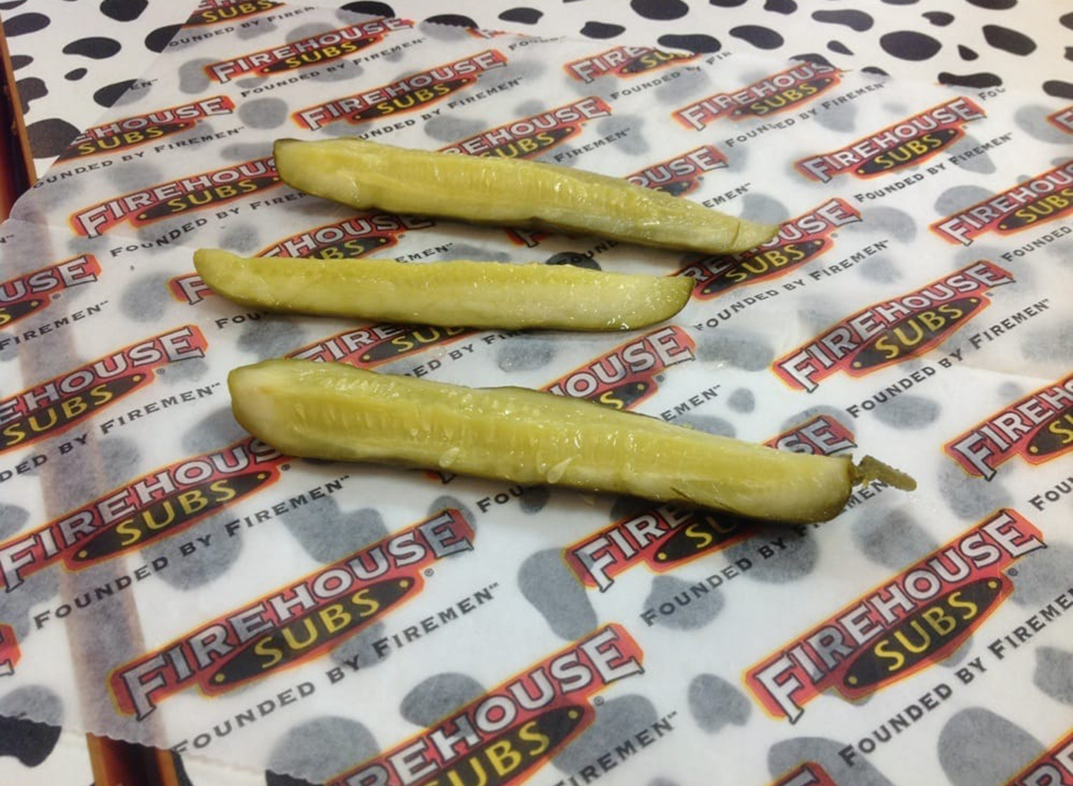 firehouse subs pickles