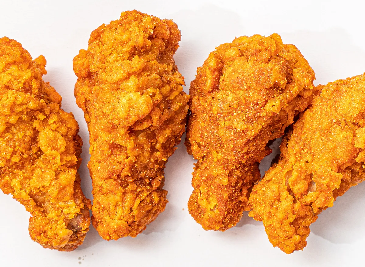 How to Reheat Fried Chicken So It's Crispy — Eat This Not That