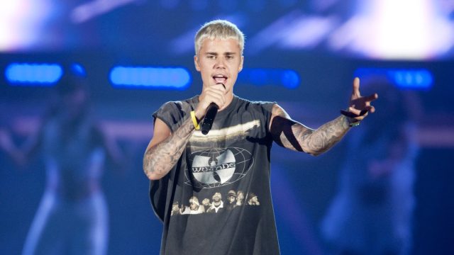 justin bieber on stage